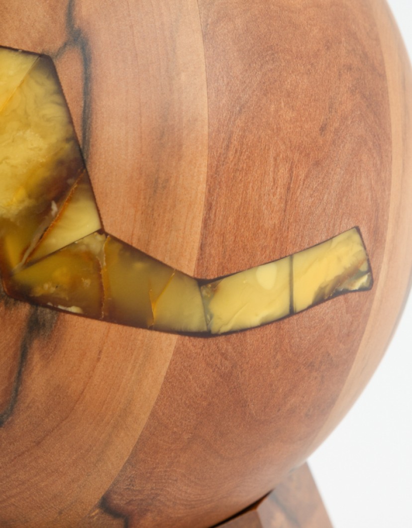 P-By-Privilege-Art-Object-Tineo-Wood-And-Amber-42-Million-Years-image P By Privilege Art Object Tineo Wood And Amber 42 Million Years  image
