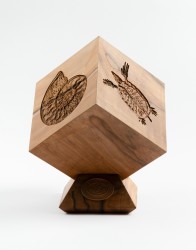 P-By-Privilege-Art-Object-Tineo-Wood-And-Amber-42-Million-Years-thumbnail-1 P By Privilege Art Object Tineo Wood And Amber 42 Million Years thumbnail 1