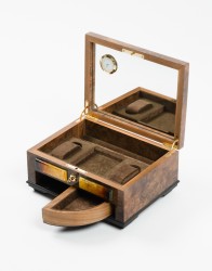 P-By-Privilege-Watch-and-Jewellery-Box-Bog-Oak-and-Amber-42-Million-Years-thumbnail-6 P By Privilege Watch and Jewellery Box Bog Oak and Amber 42 Million Years   thumbnail 6