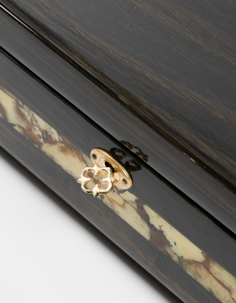 P-By-Privilege-Jewellery-Box-Bog-Oak-And-Amber-42-Million-Years-image P By Privilege Jewellery Box Bog Oak And Amber 42 Million Years  image