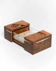 P By Privilege Watch Box Walnut Root And Amber 42 Million Years (3 Slots) thumbnail 7