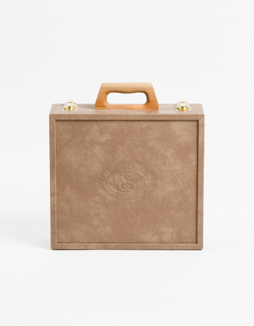 P By Privilege Jewellry Box Wood and Amber 42 Million Years  image