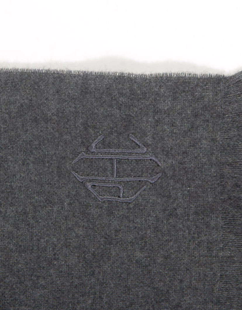 Patrick Hellmann Collection Grey Scarf 100% Cashmere  image