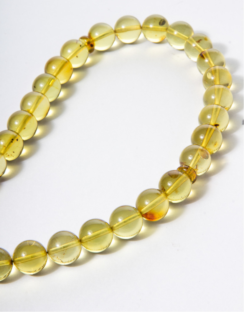 P by Privilege 100% Natural Amber 33 Beads image