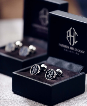 Cufflinks