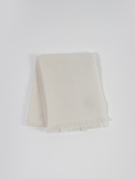 Patrick Hellmann CollectionWhite Cashmere Scarfimage553